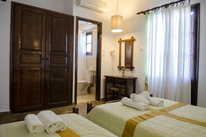 Elli Hotel - image 39