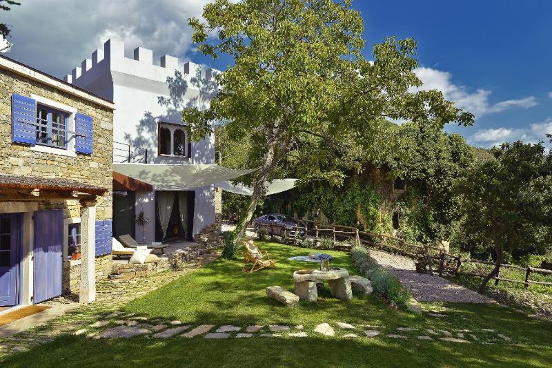 Villa image 1