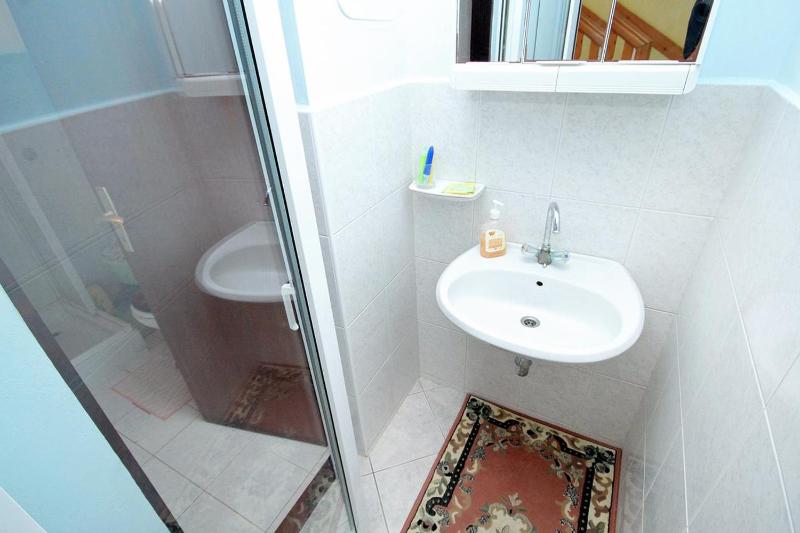 Three-Bedroom Holiday Home  image 3