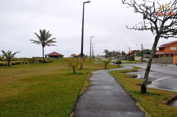 Itanhaém flat residence - image 35