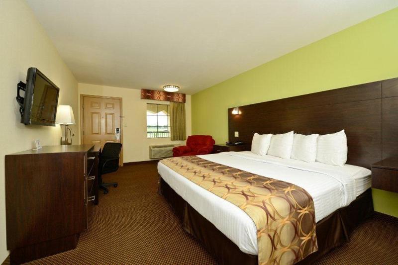 King Room image 4