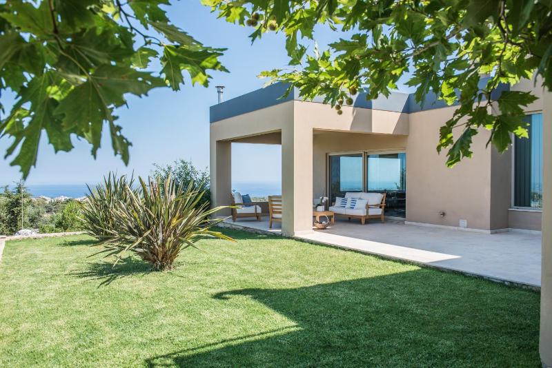 Villa Mariposa - panoramic sea view - near Chania city - image 10