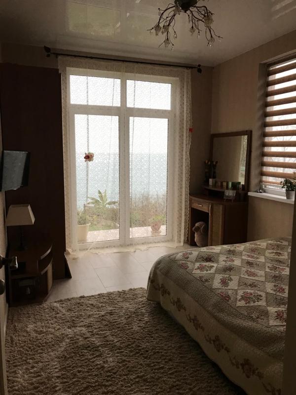 Double Room with Sea View image 3