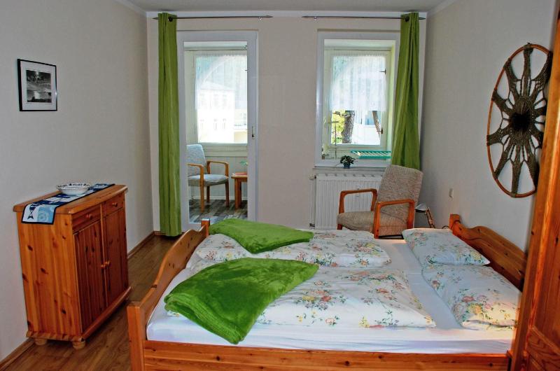 One-Bedroom Apartment image 1