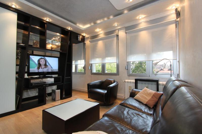 Business & Travel Apartments - image 2
