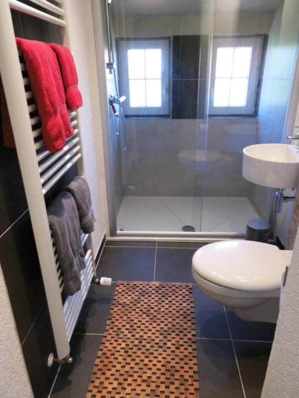 Five-Bedroom House image 2