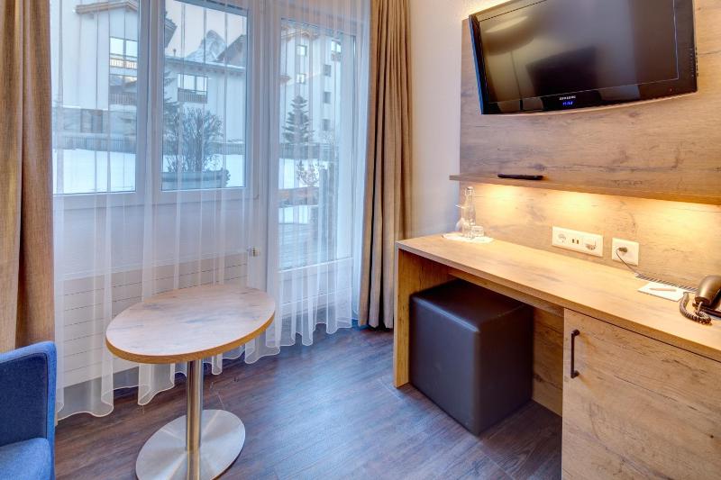 Single Room image 2
