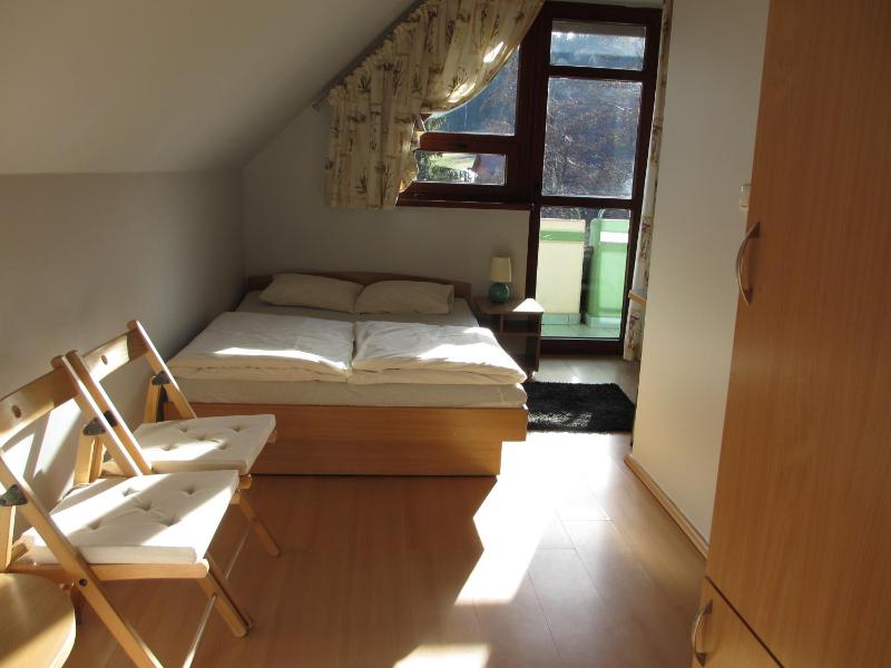 Double Room with Balcony image 2
