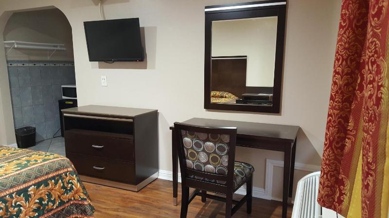 King Room image 2