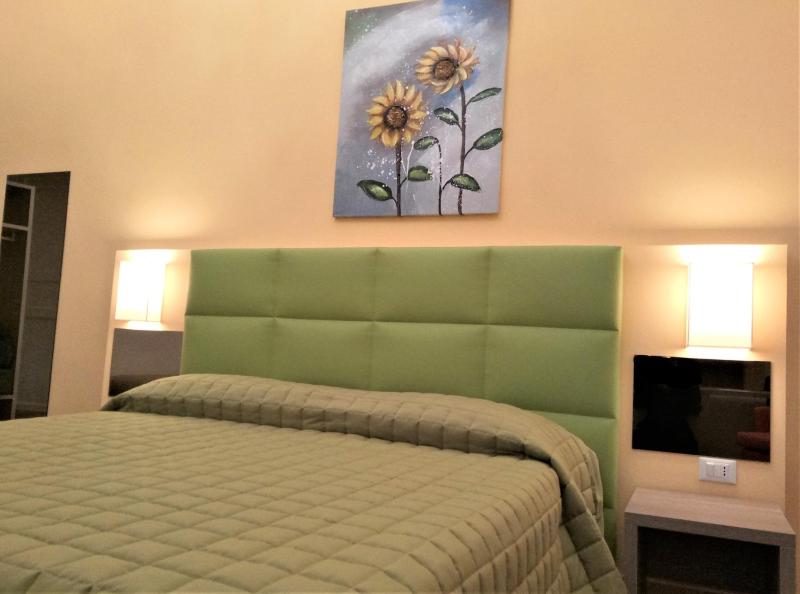 Hotel Etnea Royal Suites - image 16