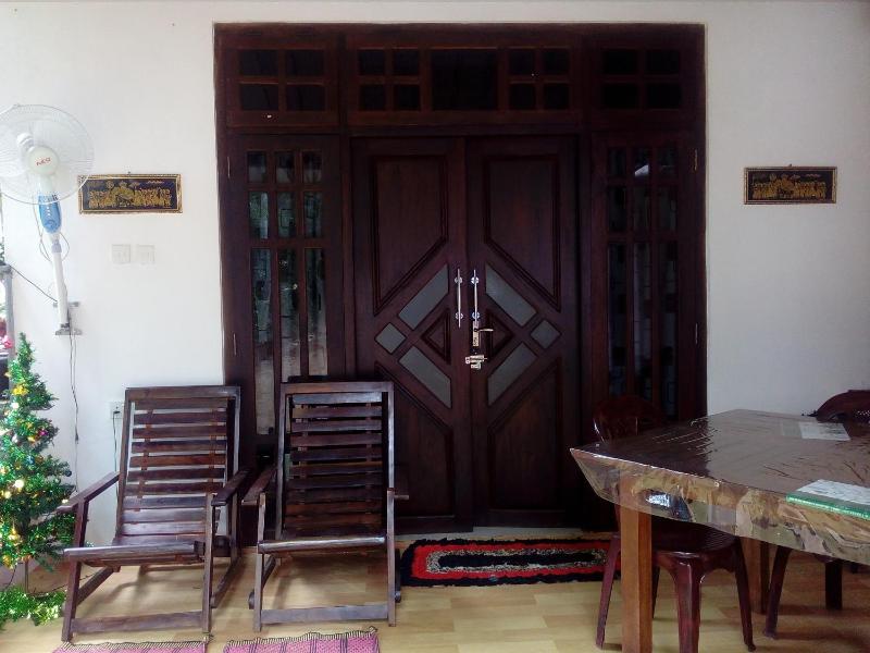 Little Cottage - image 9