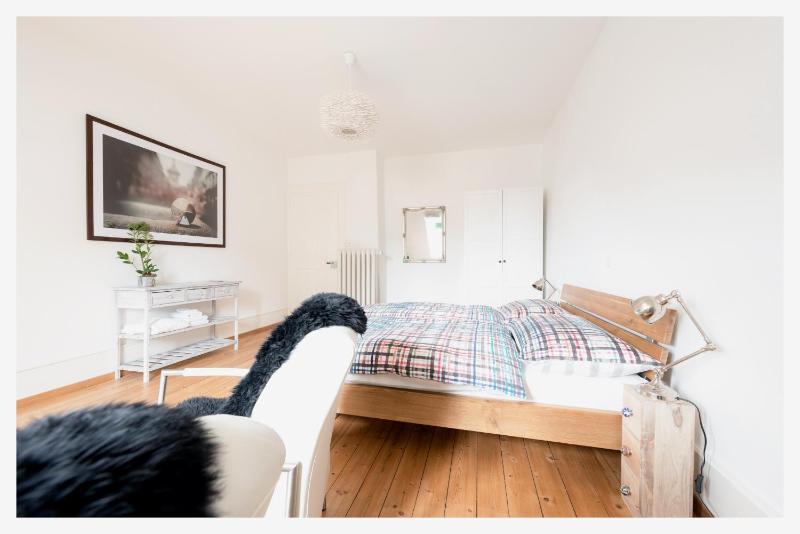 Double Room with Shared Bathroom image 3