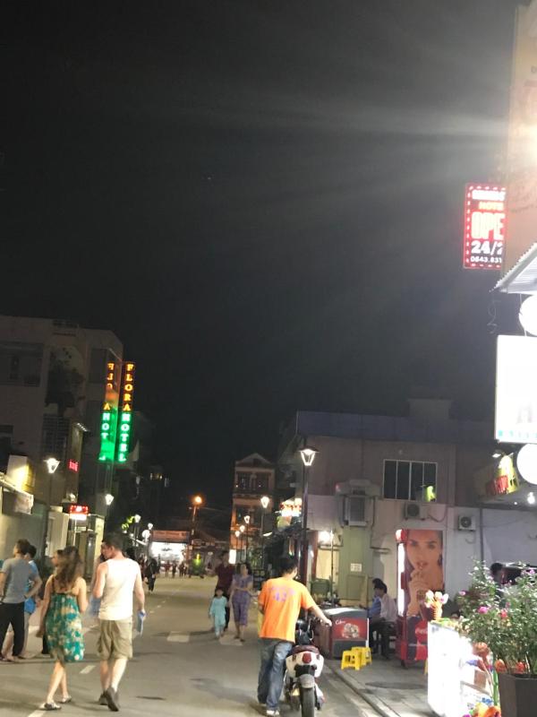 Bonjour Hostel - image 15