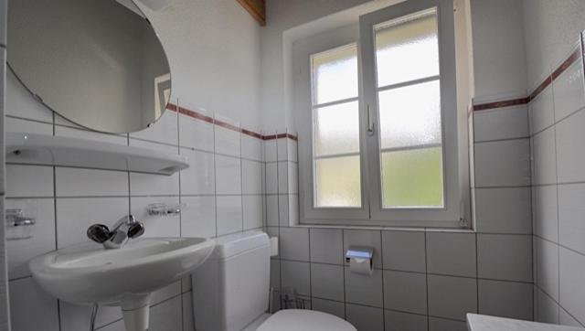 Double Room with Shared Bathroom image 4