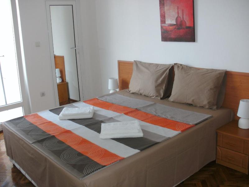 Double or Twin Room with Balcony image 3