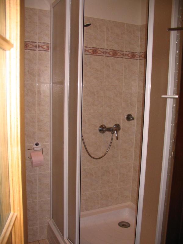 One-Bedroom Apartment image 3