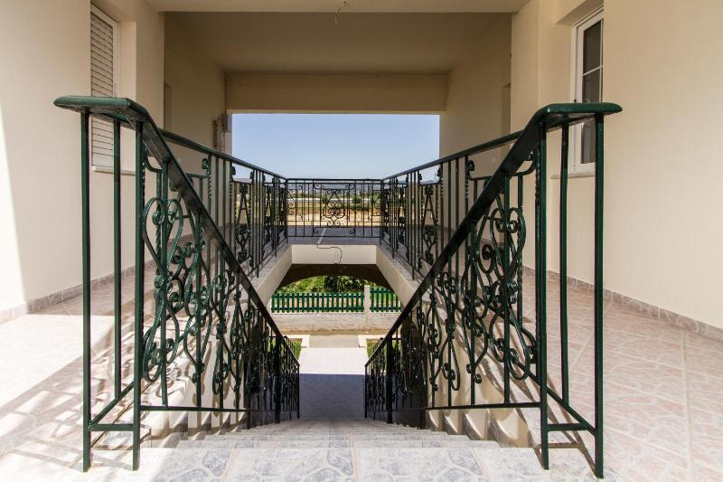 One-Bedroom Apartment (2 - 4 Adults) image 2
