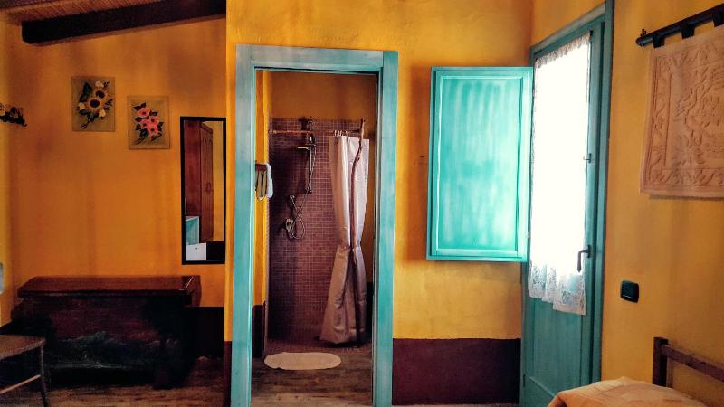 Double Room with Patio image 4