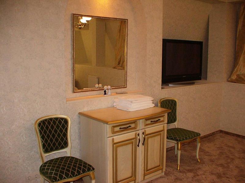 Suite image 4