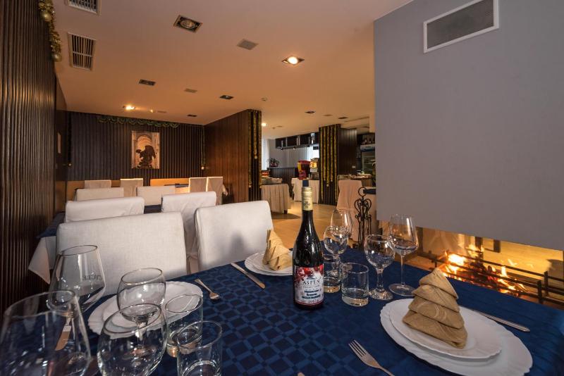 Aparthotel Aspen - image 8