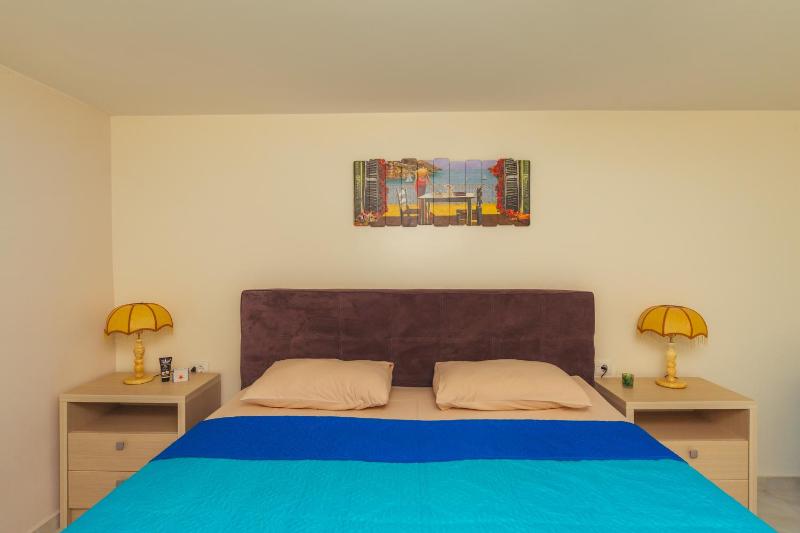 Apartment with Sea View image 4