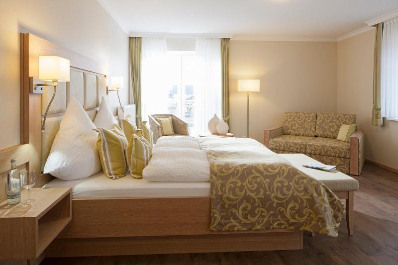 Comfort Double Room with Balcony image 3