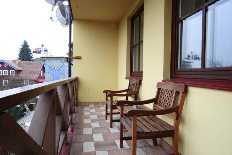Superior Double Room with Balcony image 3