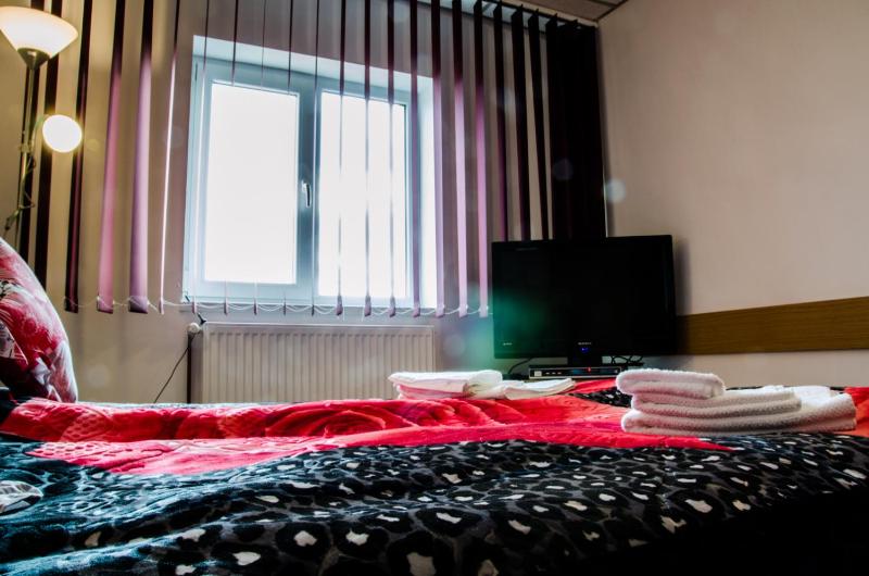 Double Room image 4