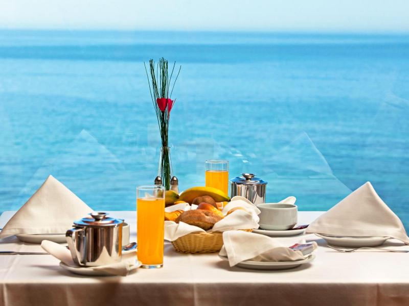 Carcavelos Beach Hotel - image 21