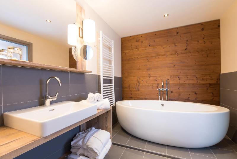 Suite with Mountain View image 2