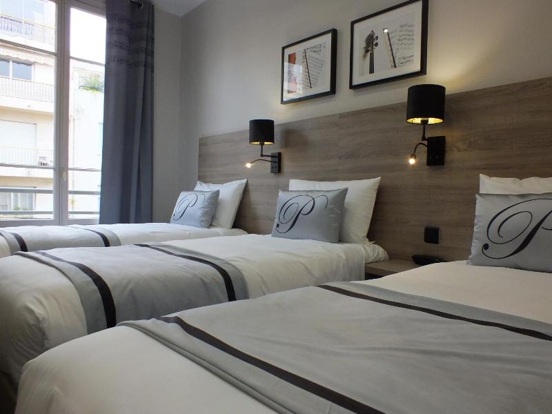 Triple Room image 3