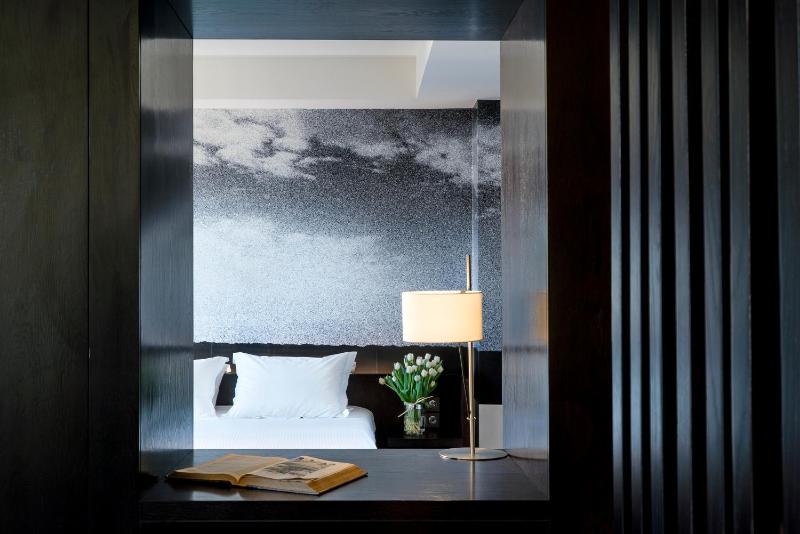 Suite image 2