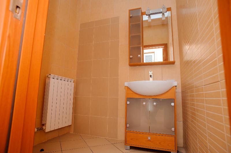 Standard Double or Twin Room image 4