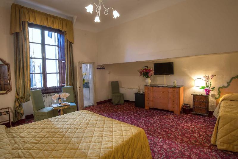 Triple Room image 4