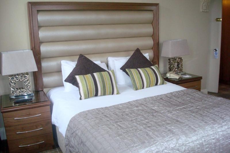 Executive Double Room image 4