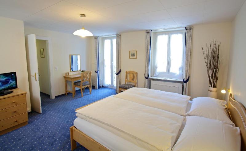 Quadruple Room image 1