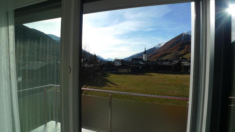 Superior Double or Twin Room with Balcony and Panoramic View image 3