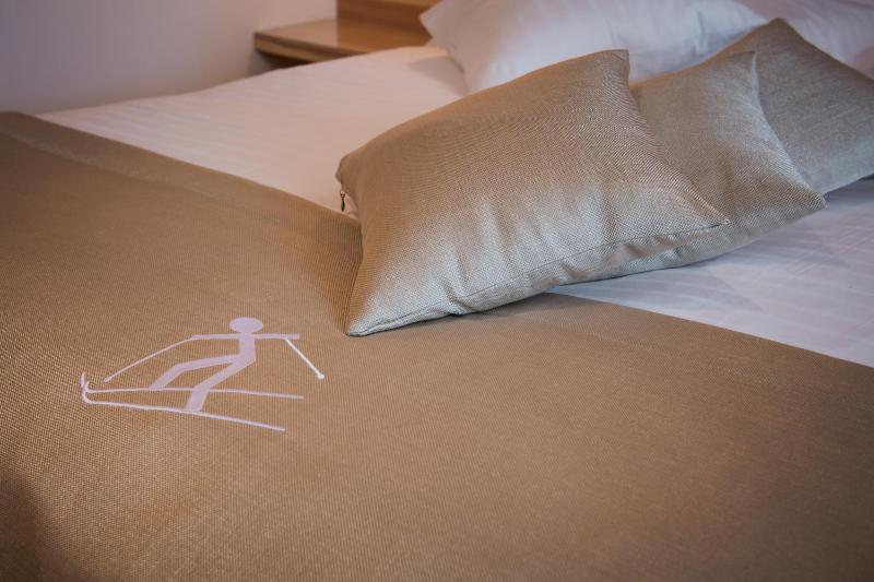 Junior Suite with Balcony image 2