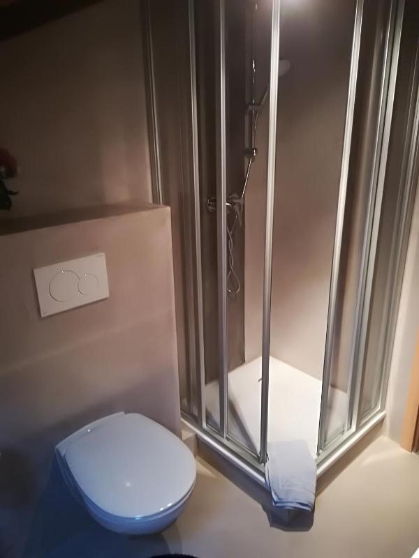 Deluxe Double Room image 2