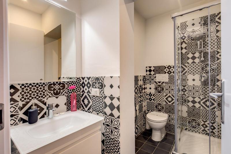 Triple Room with Private External Bathroom image 3