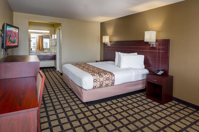 King Room image 3