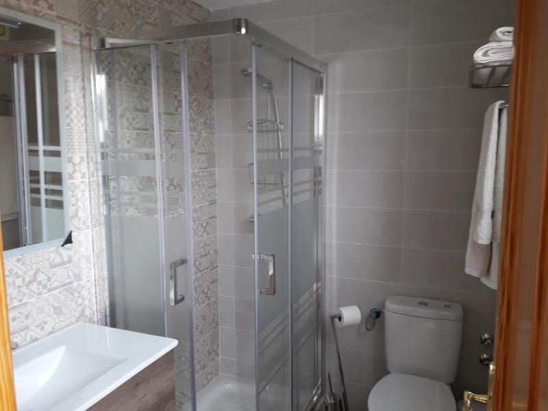 Double Room with Private Bathroom and Terrace image 2