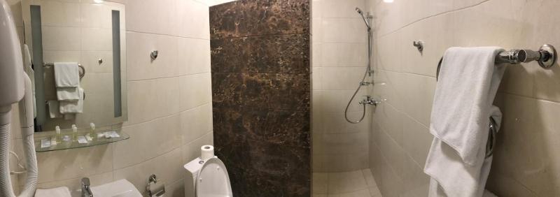 Classic Triple Room image 2