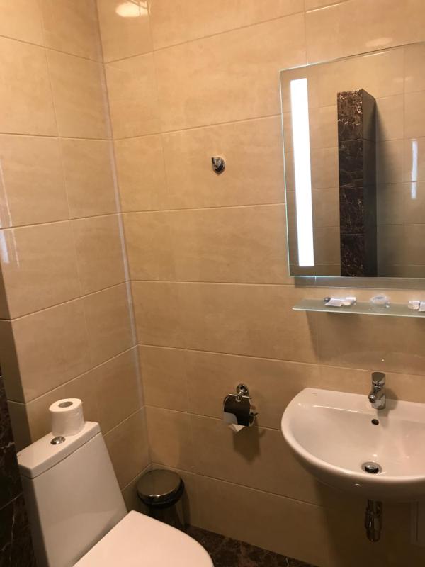 Standard Twin Room image 4