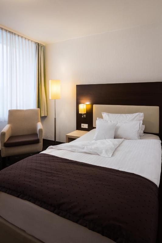 Classic Room image 4