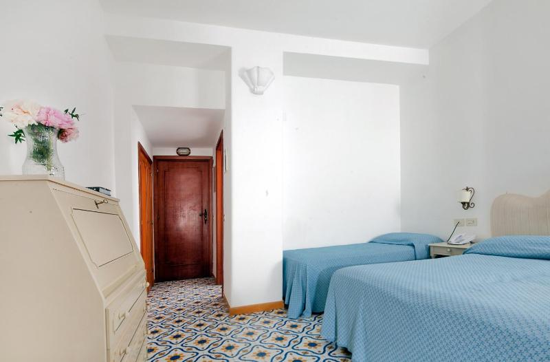 Hotel Vittoria - image 2