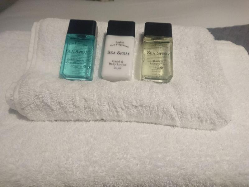 Standard Single Room image 2