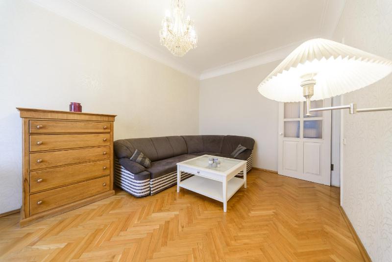 Apartment near Olympic Stadium - image 7