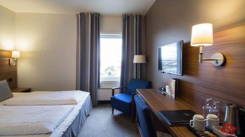 Standard Double Room image 1