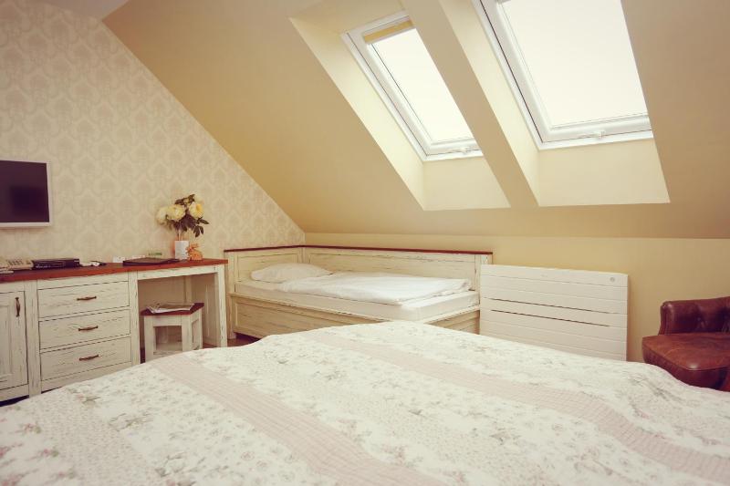 Triple Room image 3